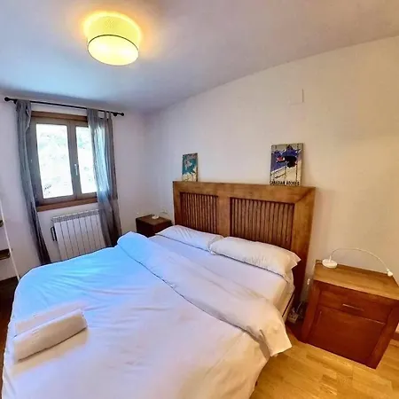 Casa El Paco - Tucasaenlospirineos شقة *